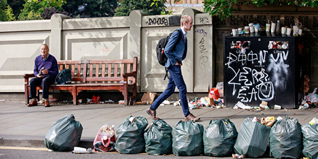 İskoçya'da çöp yığınları! Fare istilası kapıda