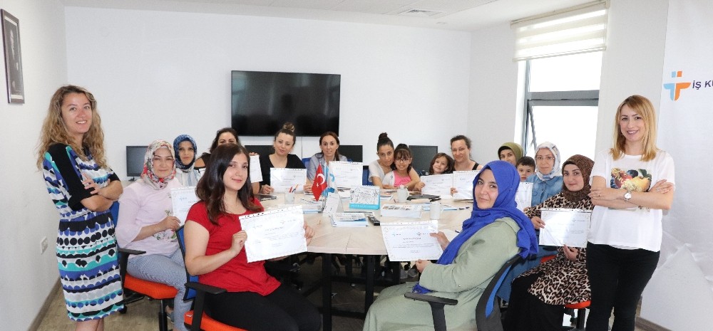İŞKUR İş Kulübü’ne katılan yüzlerce iş arayan işe yerleşti 