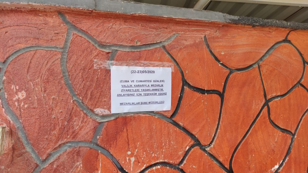 İslahiye’de Mezarlıklar ilk kez boş kaldı 