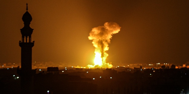 İslam dünyasından alçak saldırıya tepki yağıyor! Uluslararası camianın sessizliği katil İsrail'i cesaretlendiriyor