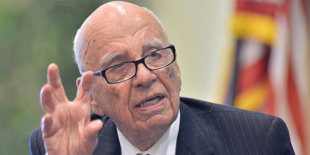 İslam düşmanı Murdoch kıvırdı