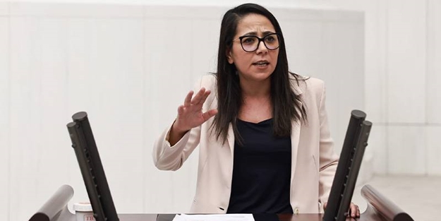 İslam karşıtı Sera Kadıgil Sütlü'den yeni tehdit!