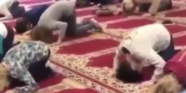 İslam düşmanlığı ters tepti! Yeni Zelanda'da İslamiyet rüzgarı