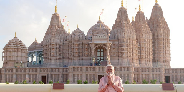 İslam karşıtı Hindistan Başbakanı Modi BAE'de Hindu tapınağı açtı!