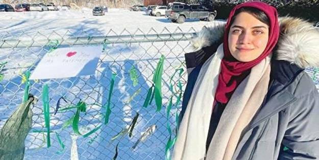 İslam karşıtı yasa ile haksızca kovulan Fatıma öğretmen için seferberlik!