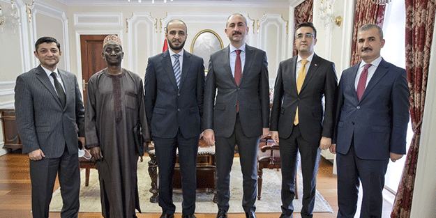 İslam karşıtı yobazlara karşı güç birliği