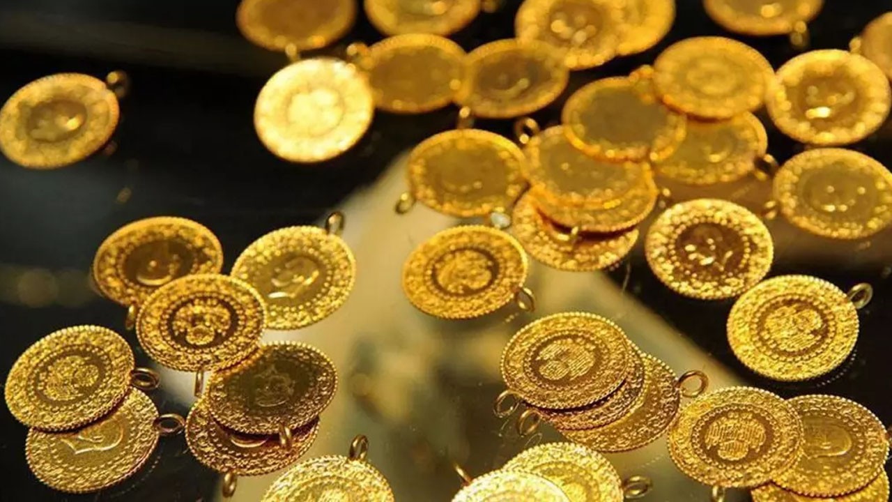  İslam Memiş'ten kritik uyarı: Altın ve döviz yatırımı yapanlar! "Çarşamba gününü bekleyin"