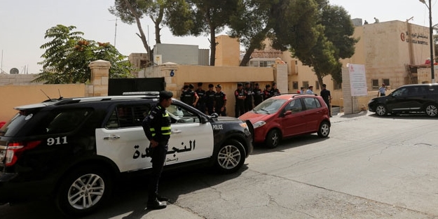 İslama hakaret eden gazeteci öldürüldü