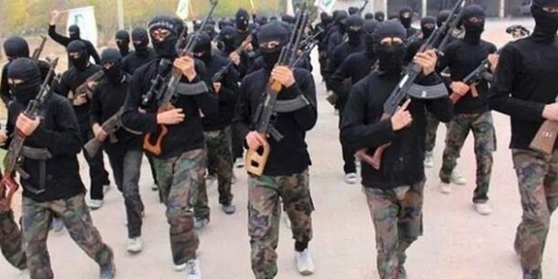 Esed'e bir darbe de onlardan!