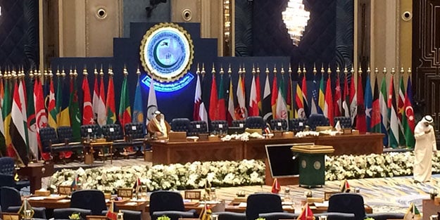 İslami İşbirliği Teşkilatı İsrail'i dini çatışmayı körüklemenin sonuçları konusunda uyardı