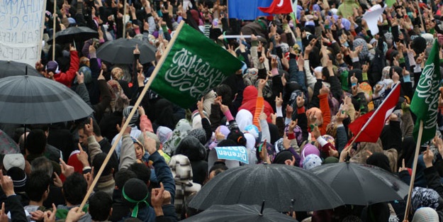 İslami STK'lar Özgür Gündem'in alçak karikatürü için toplanıyor