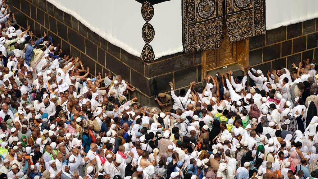İslam'ın hac ibadeti, bir futbol turnuvası kadar ilgi görmüyor