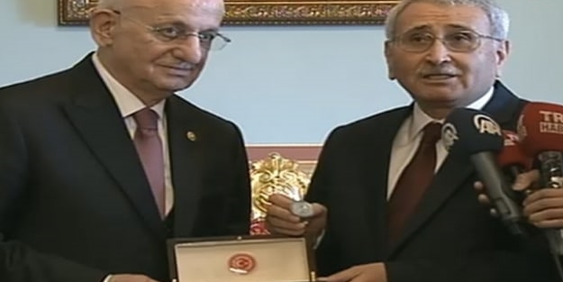 Başkan İsmail Kahraman görevi devretti