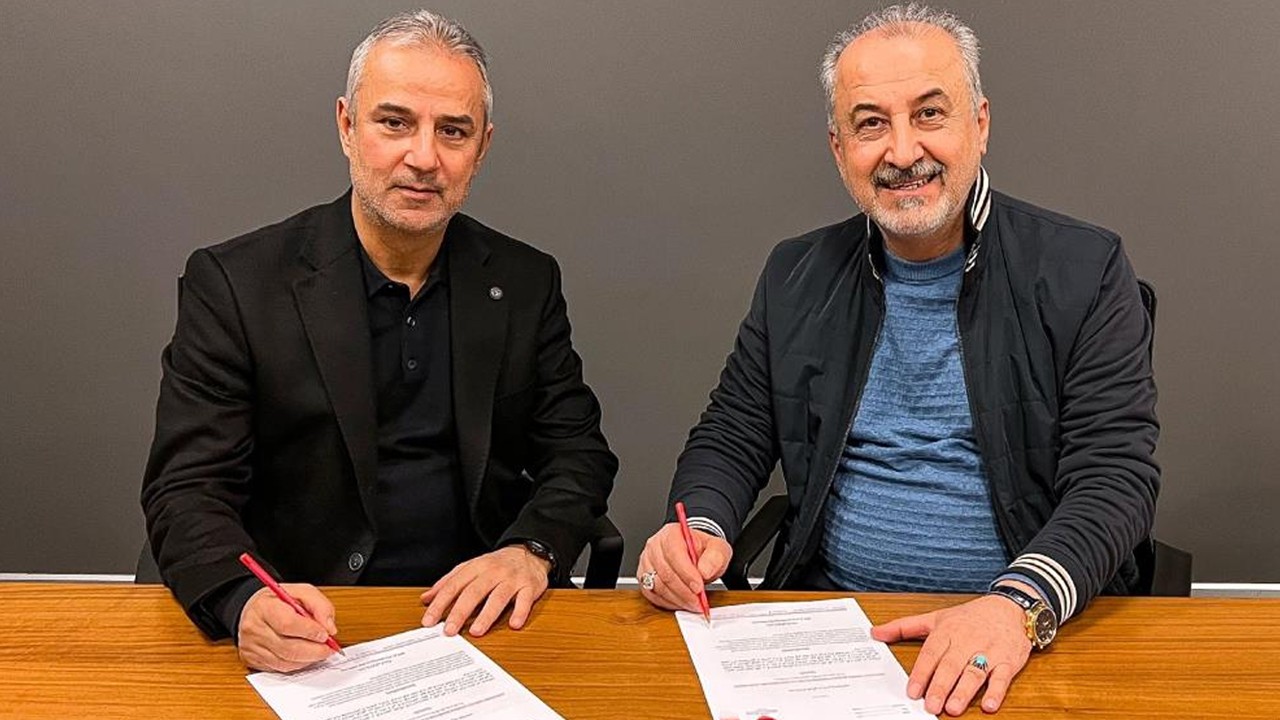 İsmail Kartal imzayı attı