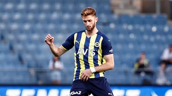 İsmail Yüksek kim kaç yaşında? İsmail Yüksek kariyeri hangi takımlarda oynadı?