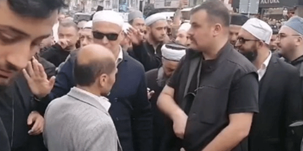 "İsmailağa'da Cübbeli Ahmet Hoca'ya protesto" yalanının arkasından bakın kim çıktı