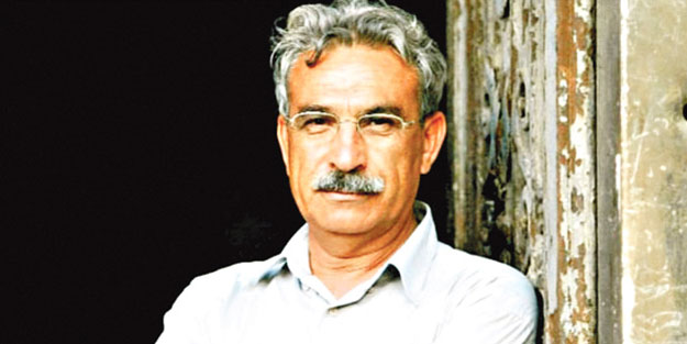 İsmet Özel dua bekliyor