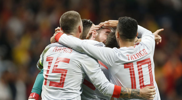 İspanya, Arjantin'e gol oldu yağdı: 6-1