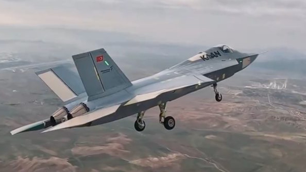 İspanya beşinci nesil savaş uçağı KAAN’ı radarına aldı