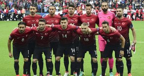 İspanya maçı öncesi beklenen oluyor