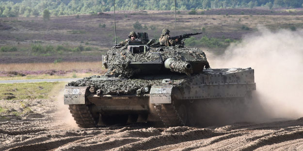 İspanya, Ukrayna'ya tank gönderecek