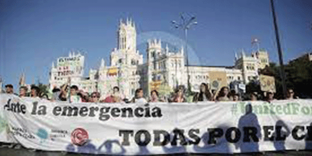 İspanya'da çiftçiler hükümeti yüksek maliyetler nedeniyle protesto etme kararı aldı