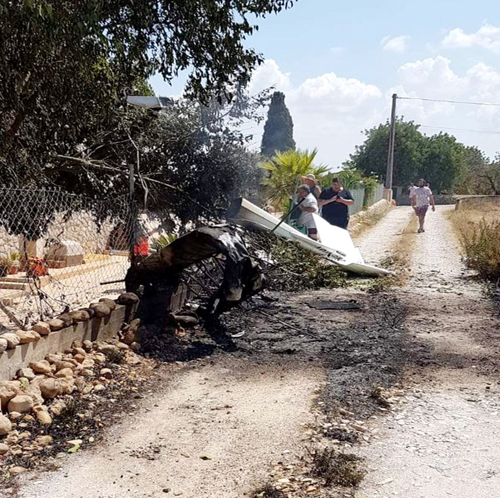 İspanya’da küçük bir uçakla helikopter çarpıştı: 1’i çocuk 5 ölü 