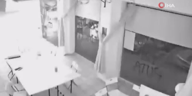 İspanyada parti binasına molotoflu saldırı