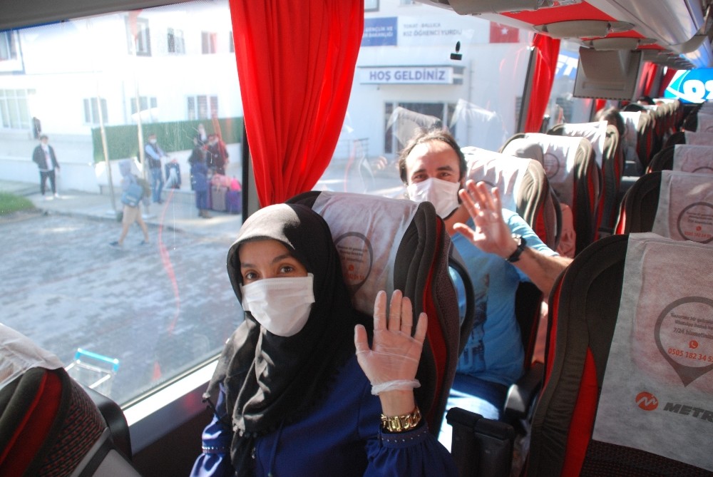İspanya’dan getirilen 93 vatandaşın karantina süreci sona erdi 