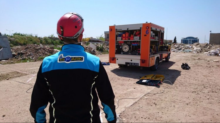 İSPARK Arama Kurtarma Timi Kurdu