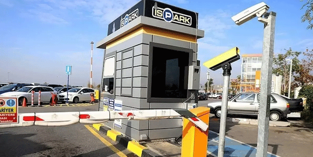 İSPARK'a zam yapan İBB'ye zor soru: Kaldırımın maliyeti mi arttı?