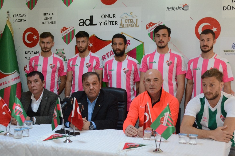 Isparta 32 Spor Yönetimi: 