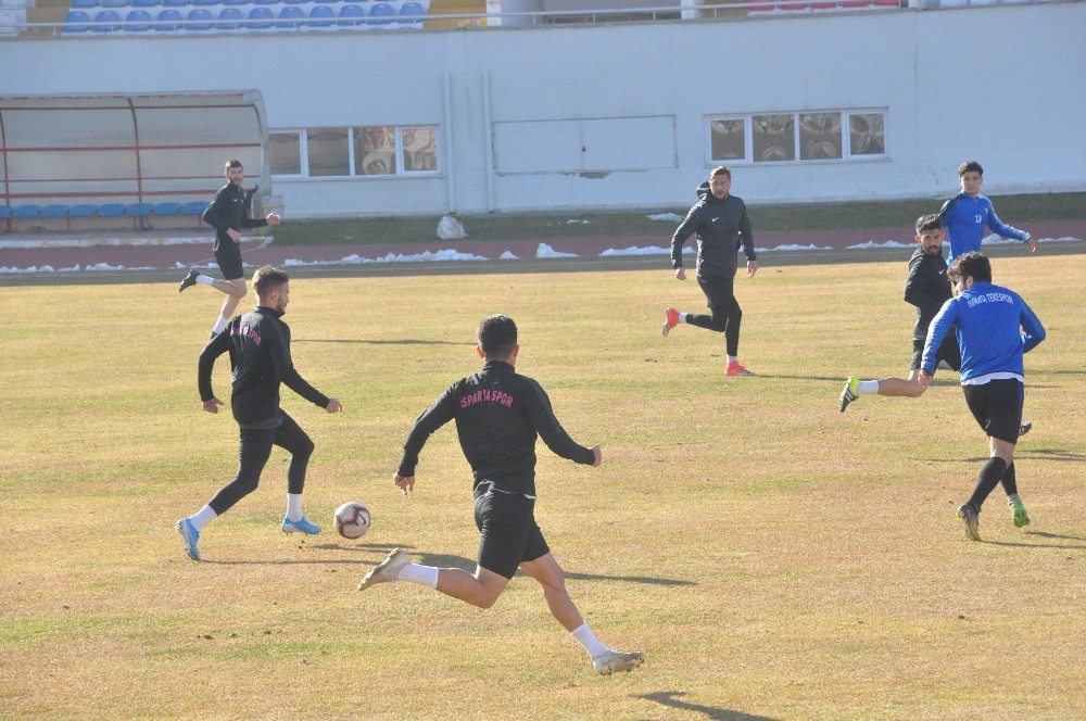 Isparta 32 Spor’dan farklı prova: 8-0 