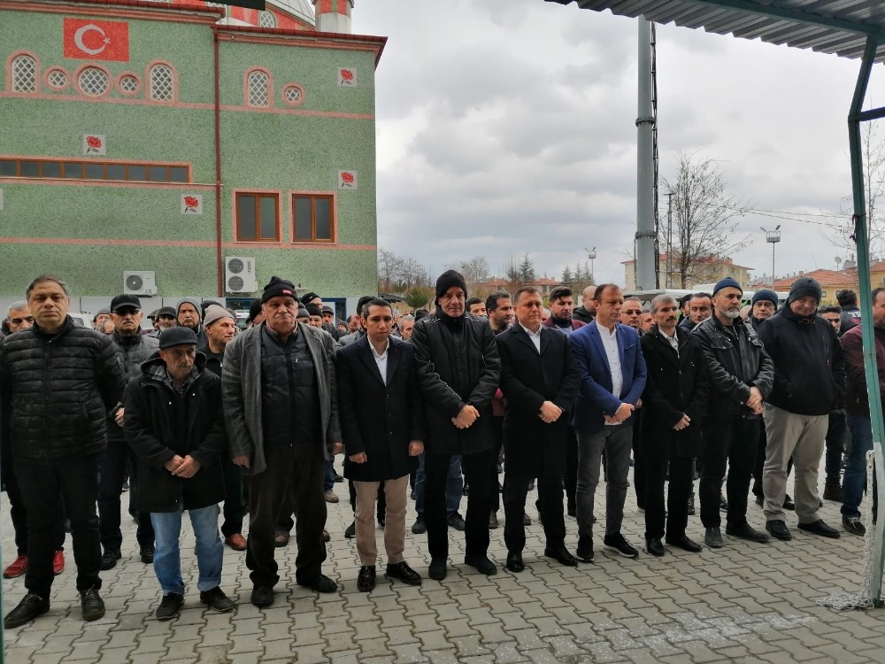 Isparta Futbol Saha Komiserleri Başkan Yardımcısı Mustafa Yüceer vefat etti 