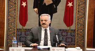 Isparta Vali Seymenoğlu: 