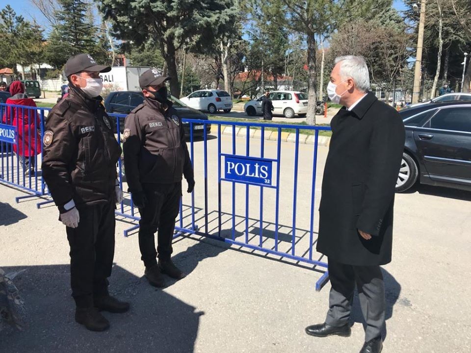 Isparta Valisi Seymenoğlu’ndan Pazar yerlerine denetleme 