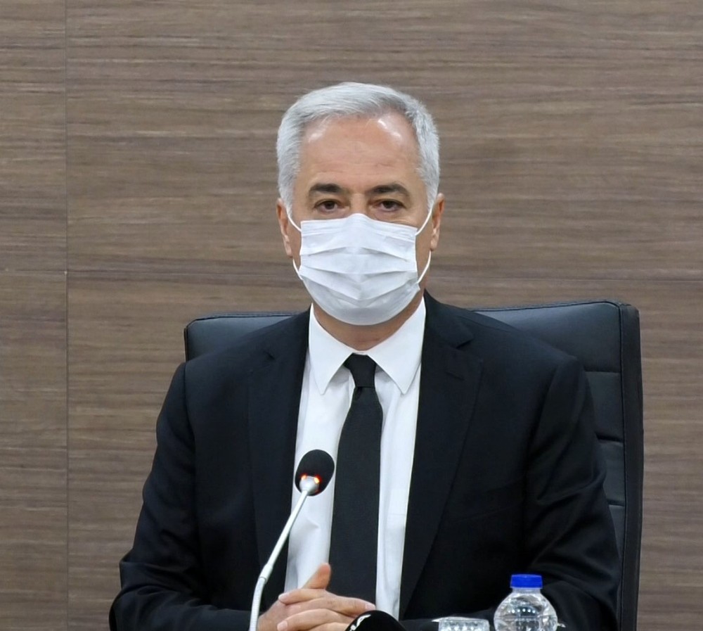 Isparta Valisi vaka sayısını verip maske, sosyal mesafe ve hijyen uyarısı yaptı 