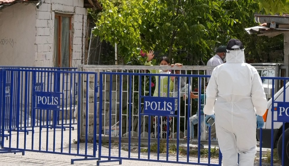 Isparta’da 2 cadde ve 2 sokağı kapsayan bölge karantinaya alındı 