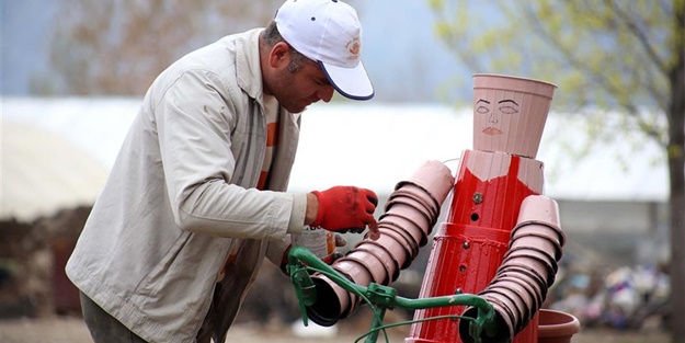 Isparta'da atıklar sanat eserine dönüşüyor