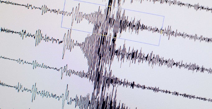Isparta'da korkutan deprem