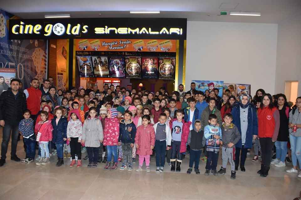 Isparta’daki gençler ’Beyaz Hüzün’ filmini izledi 