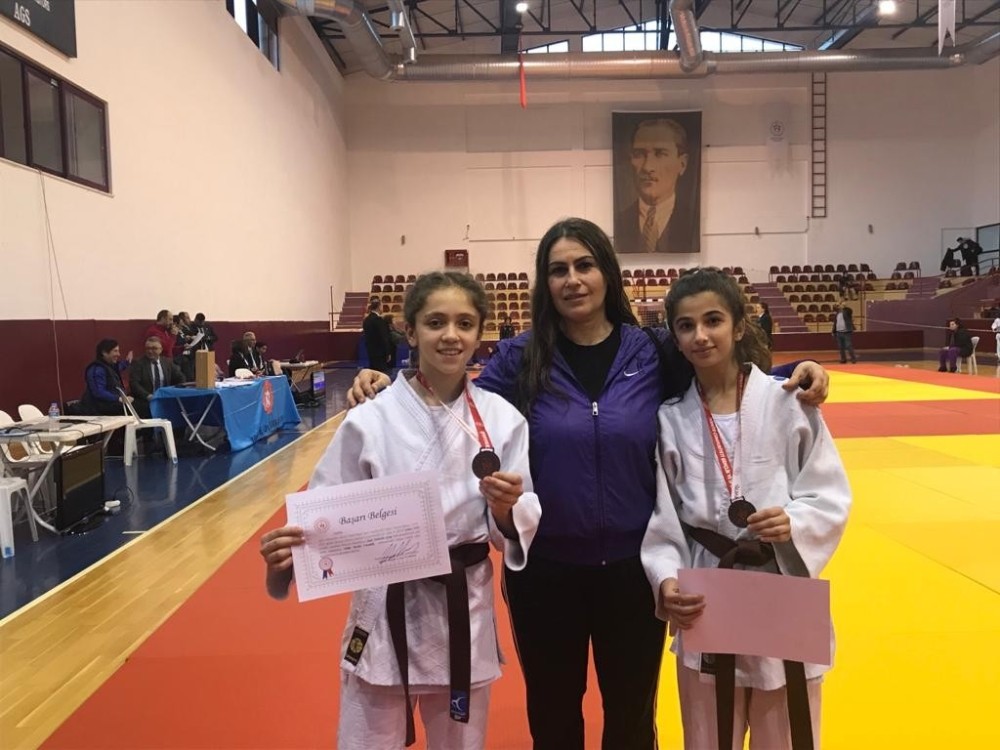 Ispartalı 2 Judocudan bronz madalya 