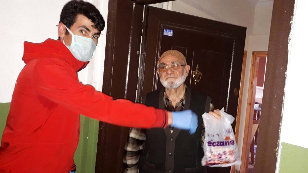 İspir Kaymakamlığı yaşlı vatandaşlar için özel ekip oluşturdu 