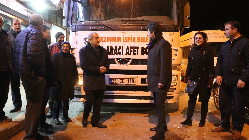 İspir’den Elazığ’a bir tır dolusu yardım 