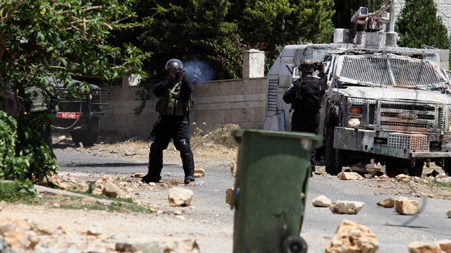 İsrail askeri ateş açtı: 2 Filistinli yaralandı