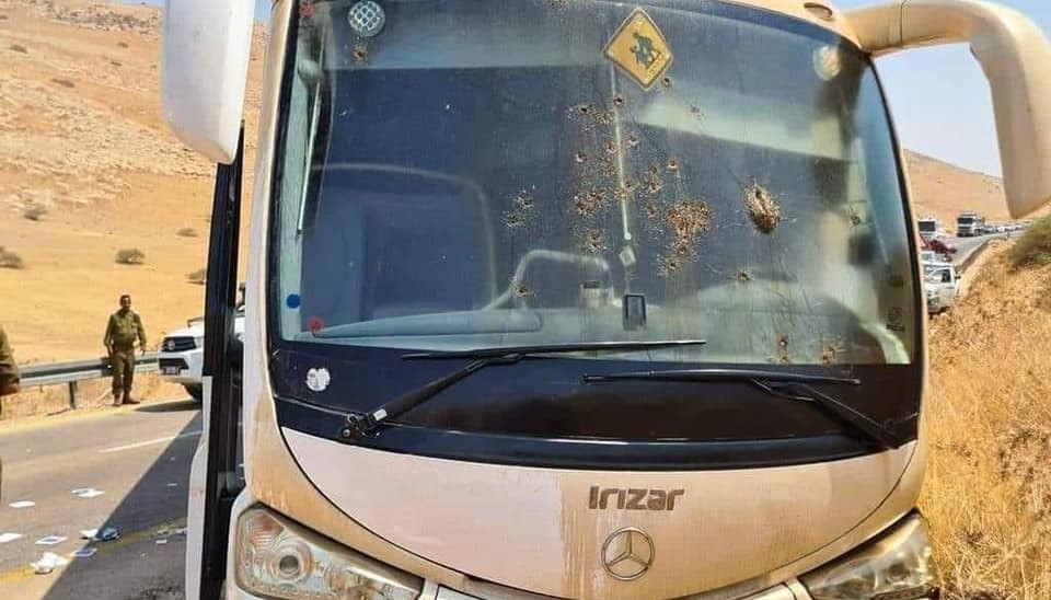 İsrail askeri otobüsüne saldırı sonrası gerginlik tırmanıyor!