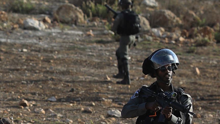 İsrail askerleri Batı Şeria sınırında Filistinli işçilere ateş açtı