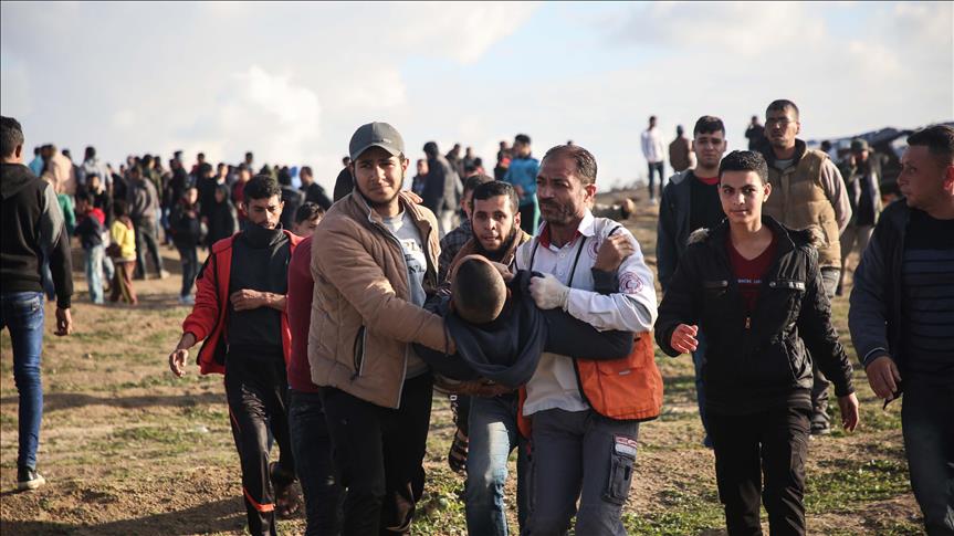 İsrail askerleri Gazze'de 3 Filistinliyi şehit etti