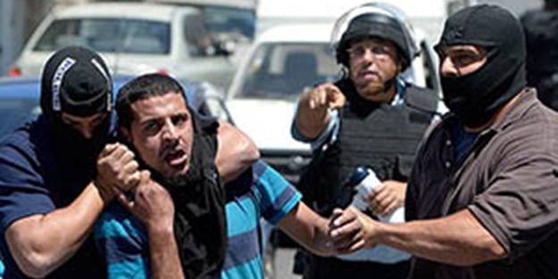 İsrail bir ayda 597 Filistinliyi gözaltına aldı