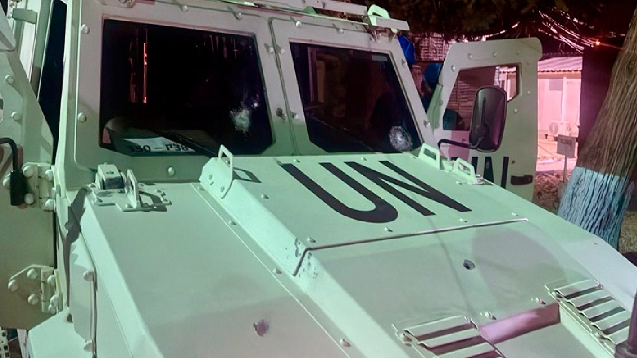 İsrail BM güçlerine saldırıyor, BM'den çıt çıkmıyor!